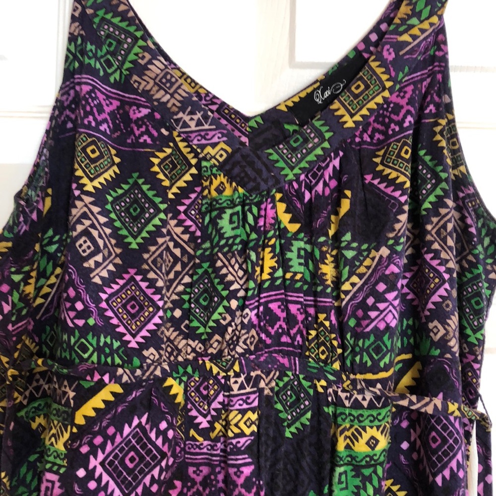 Aztec Patterned Tank Top - Picture 2 of 3